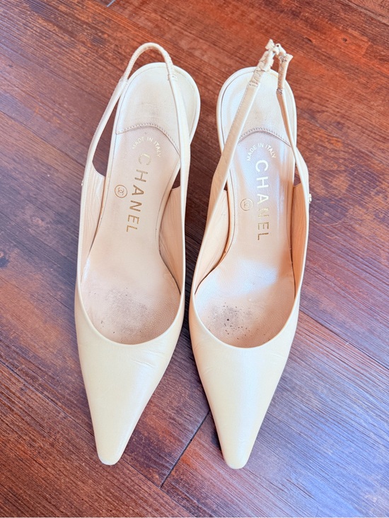 CHANEL Shoes - CHANEL Cream Pointed-Toe Slingback Heels